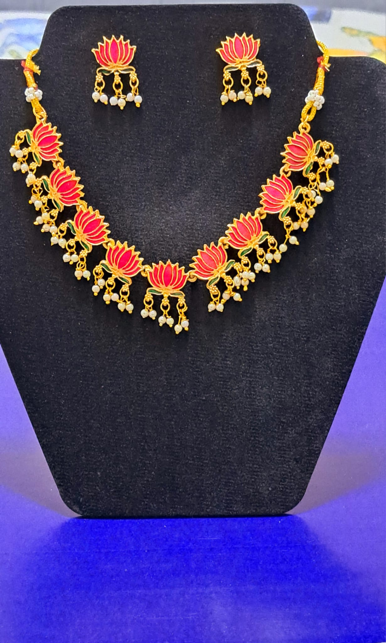 Lotus design Necklace with Matching ear rings.