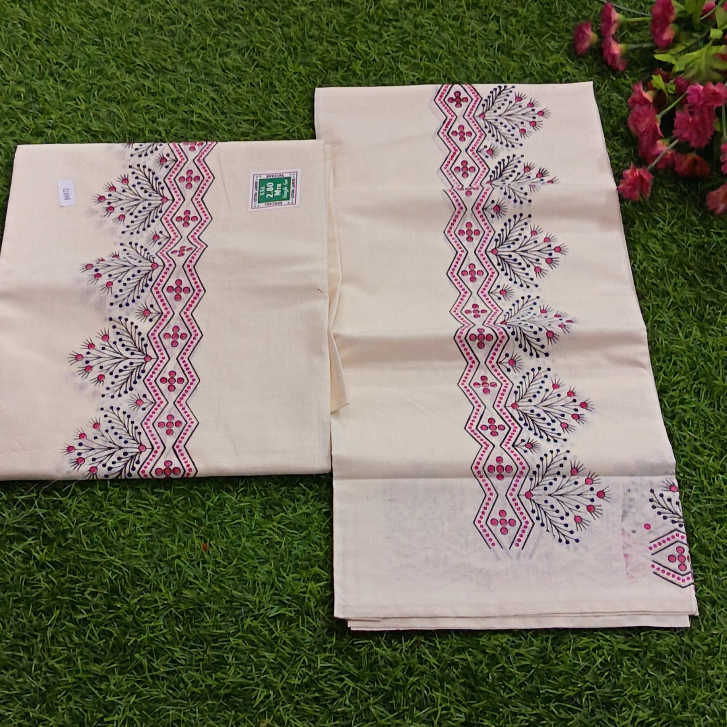 Kerala Cotton Mundu with Floral Zigzag Print Border