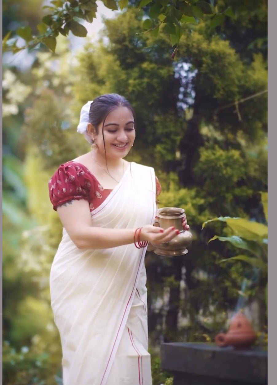 Kerala Puliyila Kara Set Mundu Set .