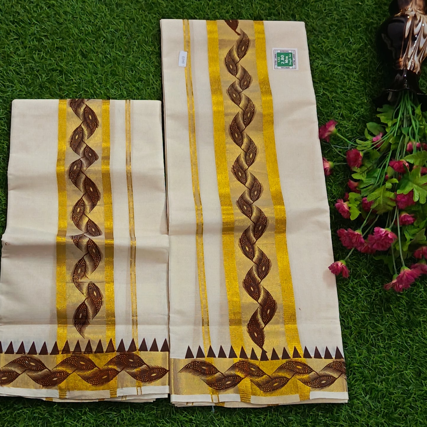 Kerala Special Tissue Set Mundu with Extra Broad Gold Kasavu | 2.80 Mtrs