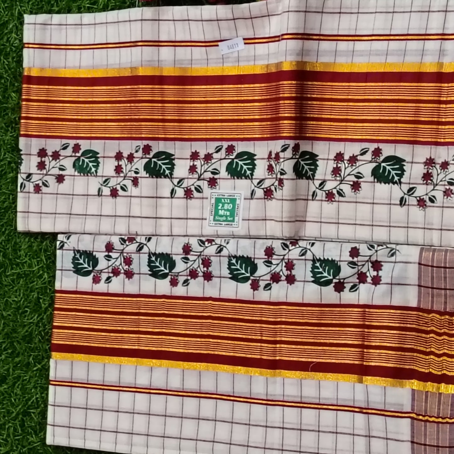 Floral Vine Set Mundu