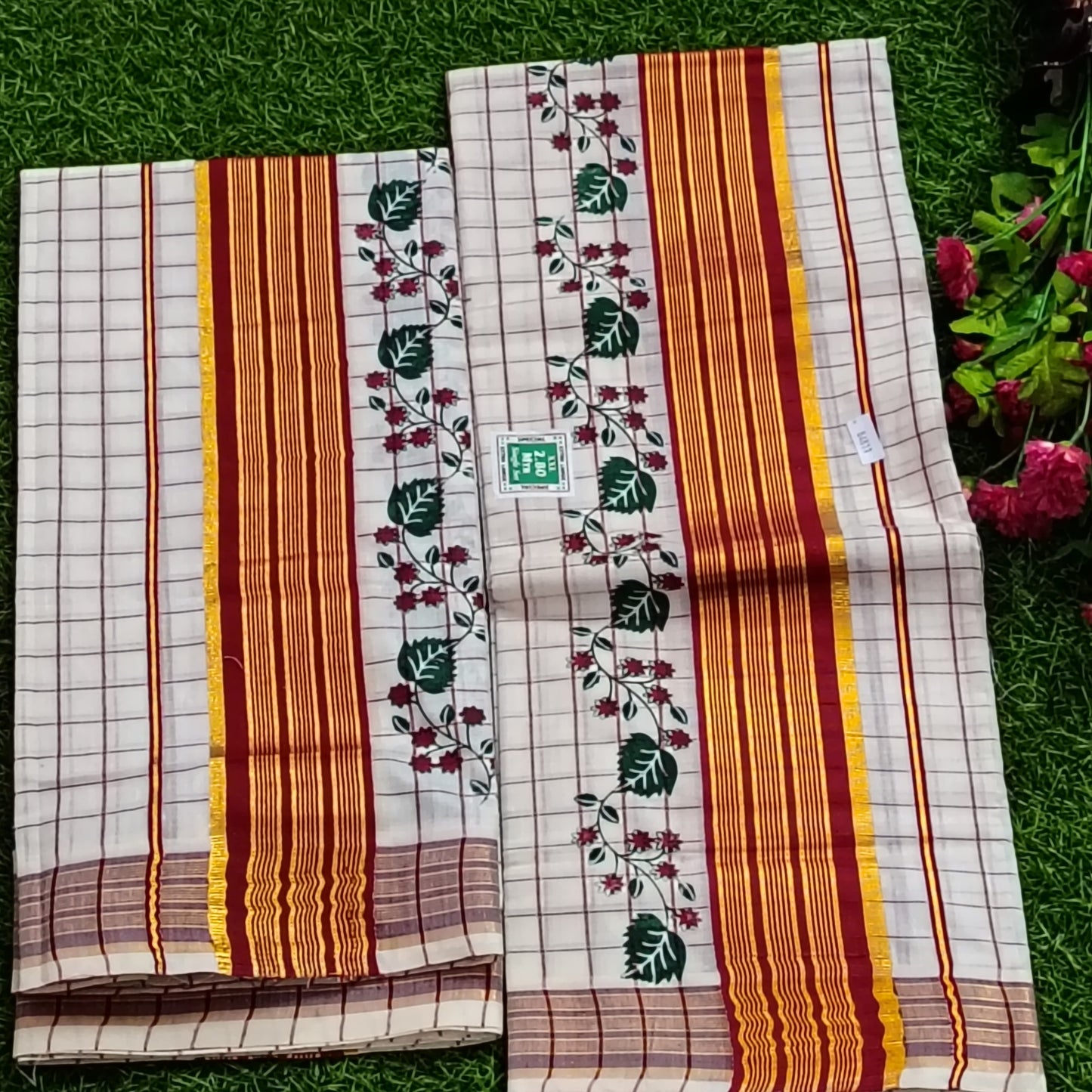 Floral Vine Set Mundu