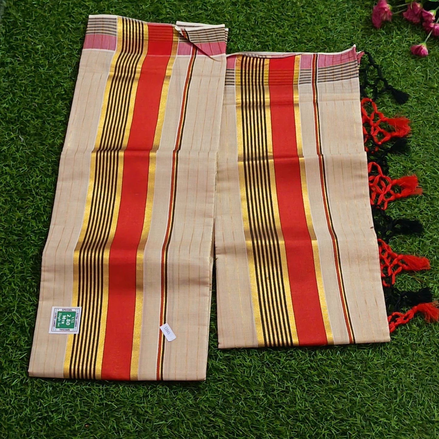 Kerala Cotton Mundu Set – Red & Gold Stripe with Tassels