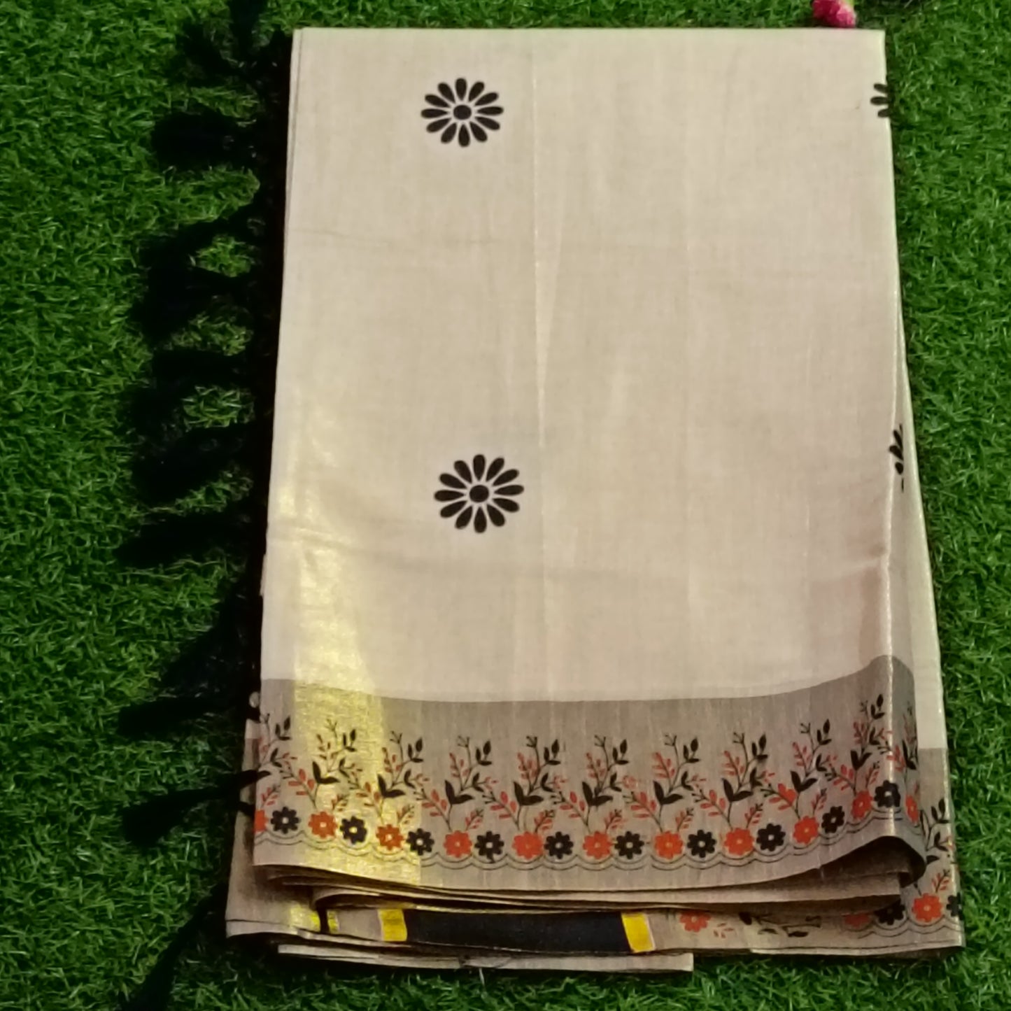 Ivory & Black Floral Print Cotton Saree