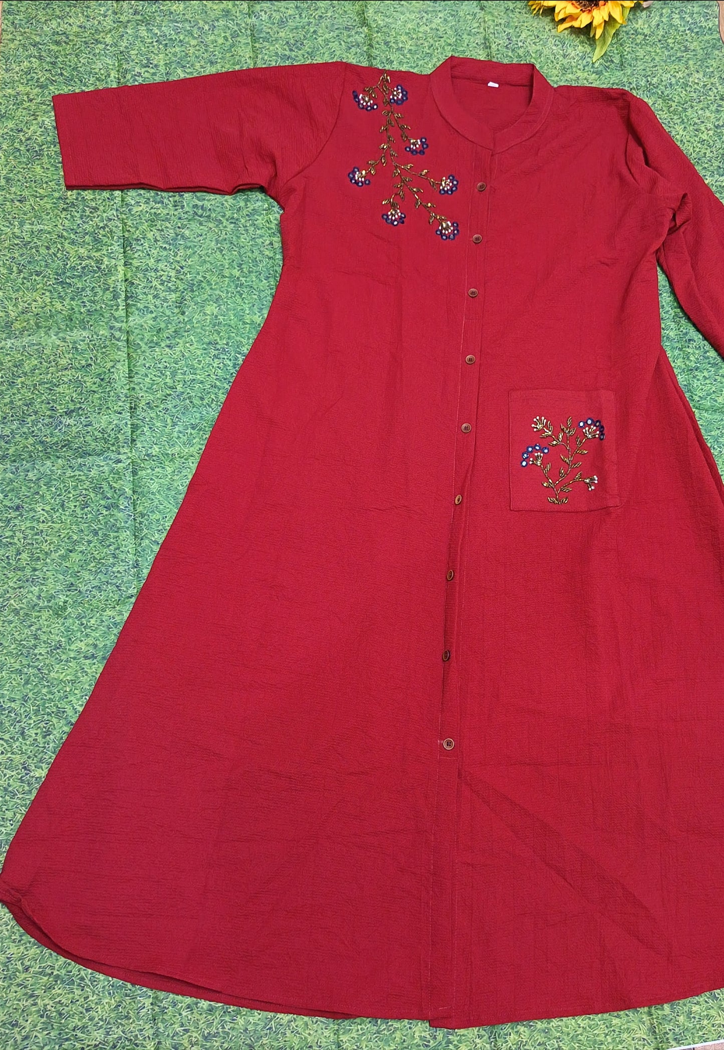 DRESS
