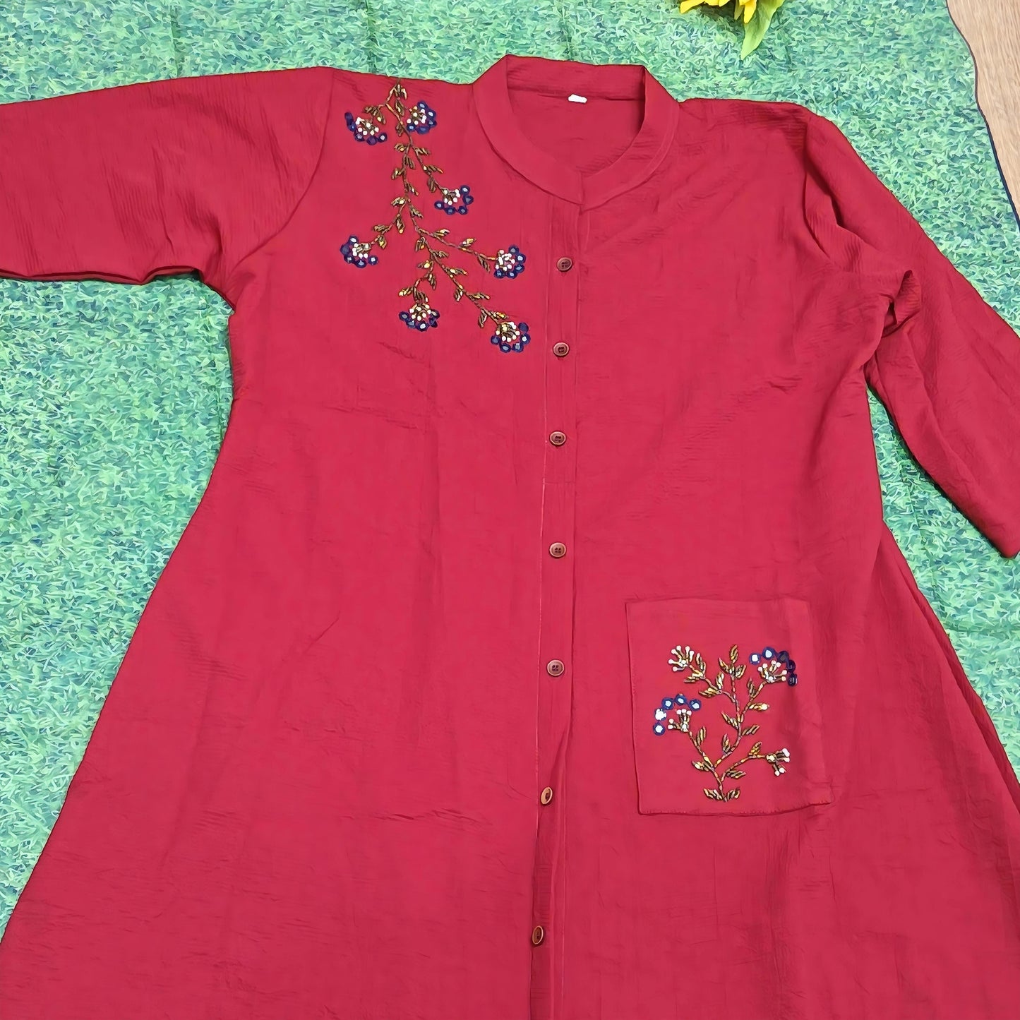 DRESS