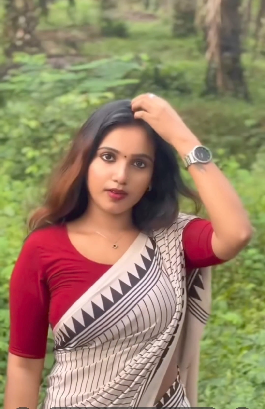 SAREE.