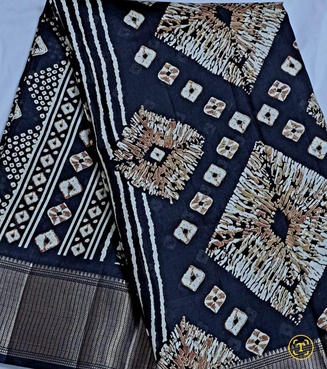 Sarees With Unstiched Blouse.