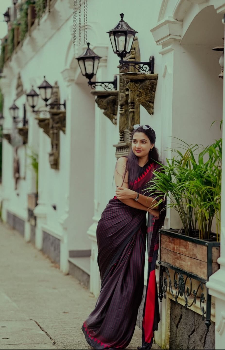 SAREE.