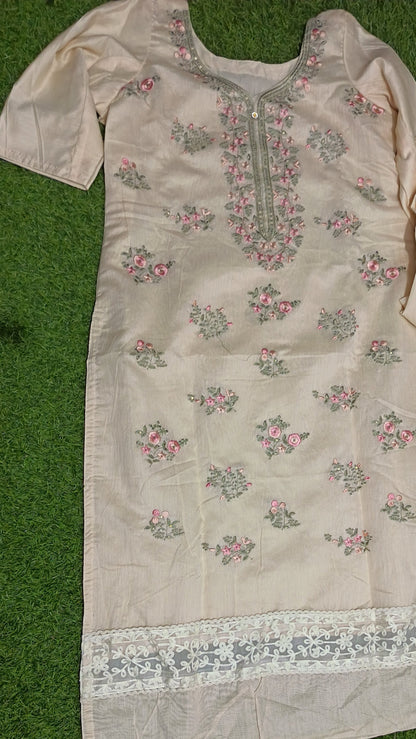 DESIGNER WEAR PREMIUM CHURIDAR SET.
