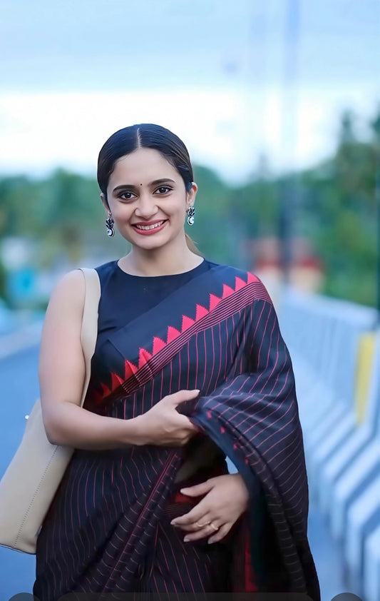 SAREE.
