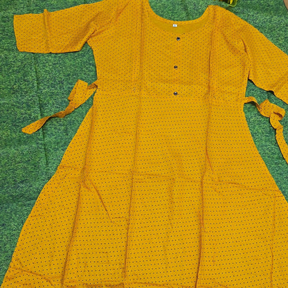 MATERNITY DRESSES .