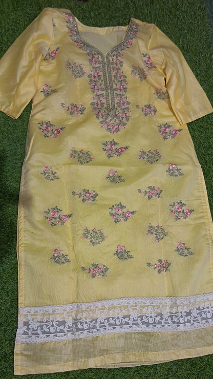 DESIGNER WEAR PREMIUM CHURIDAR SET.