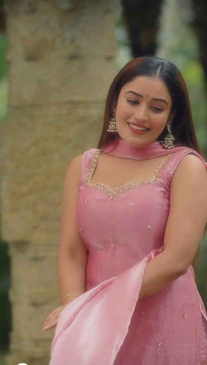 CELEBRITY INSPIRED CHURIDAR SET